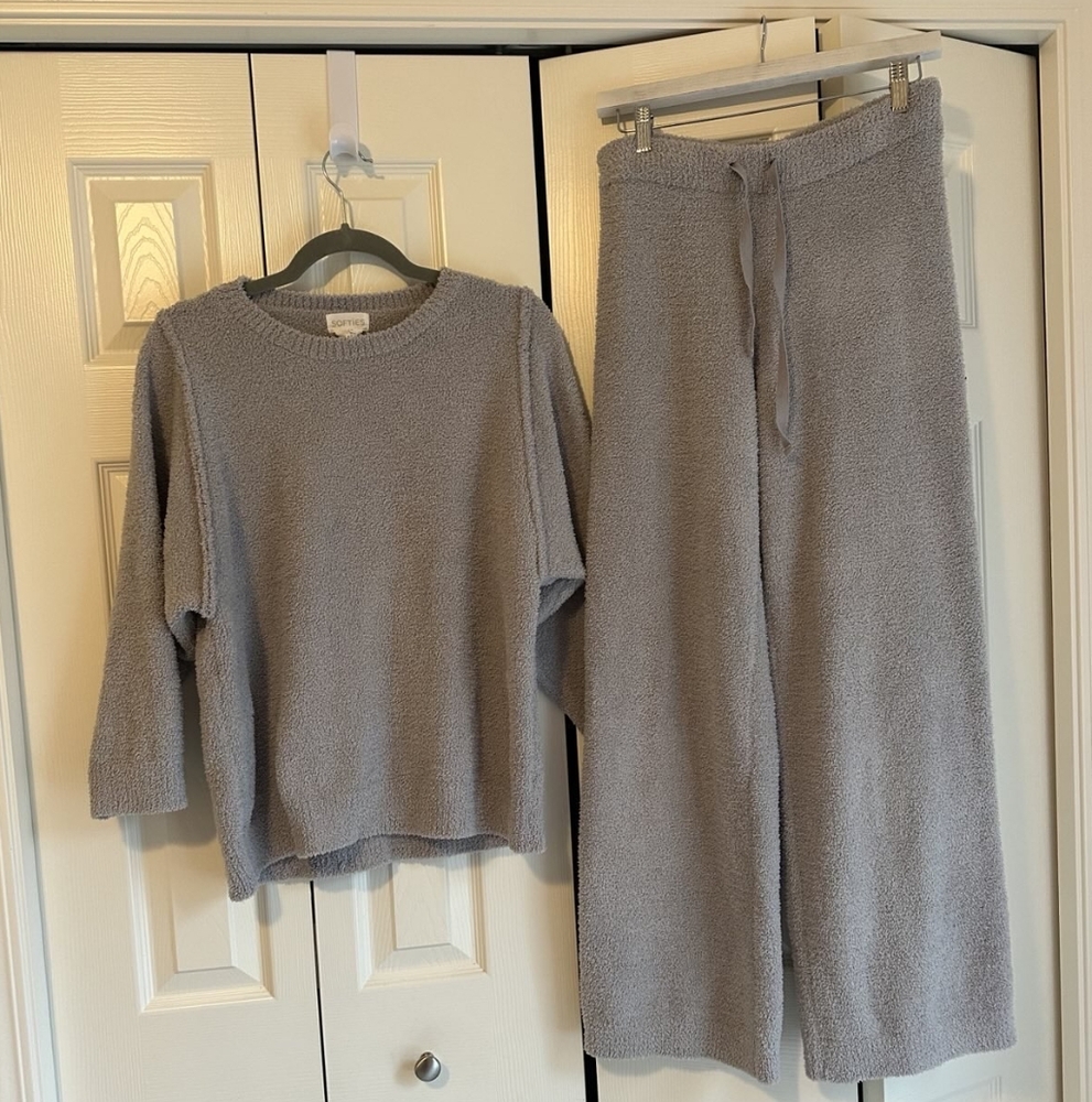 Softies Fleece Lounge set (Size Small)